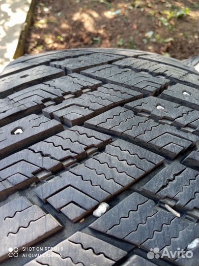 Goodyear Ultragrip Ice Arctic 205/55 R16