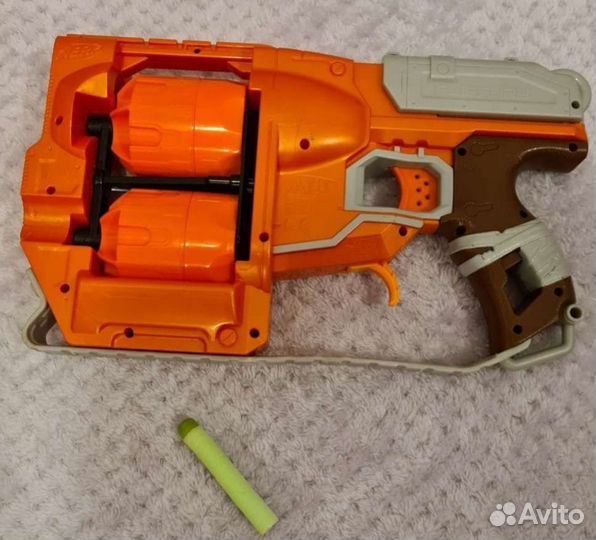 Бластеры от компаний Nerf и Whipshot