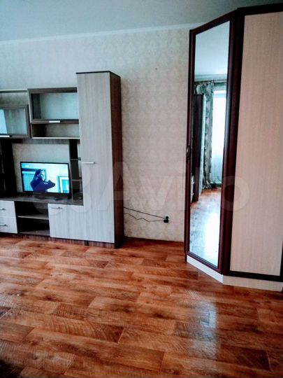 2-к. квартира, 50 м², 4/9 эт.