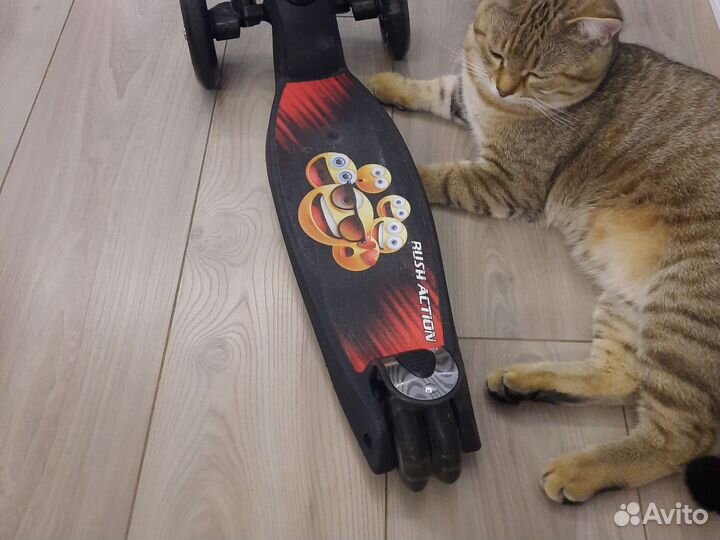 Самокат детский трехколесный