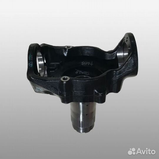 Поворотный кулак (цапфа) на Shacman, камаз, Урал