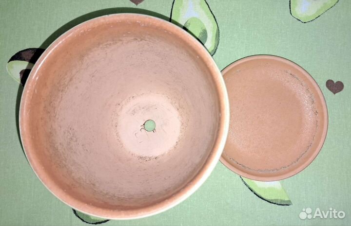 Глиняные цветочные горшки