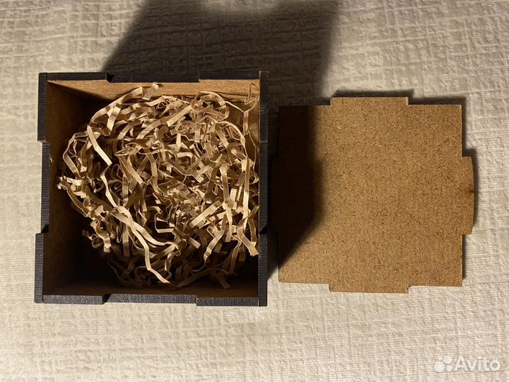 Деревянная коробка подарочная