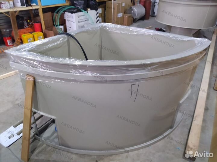 Купель треугольная