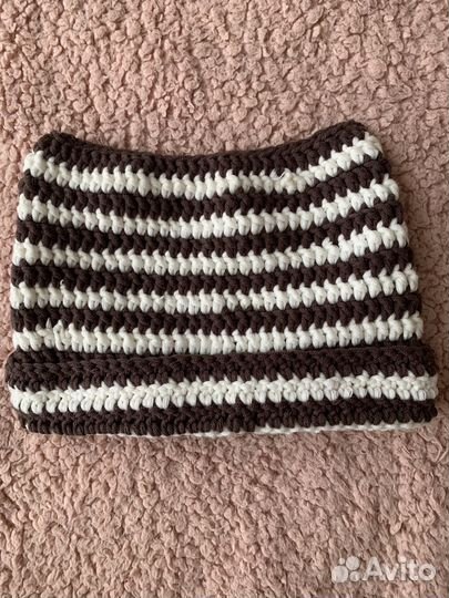 Шапка вязанная с ушками