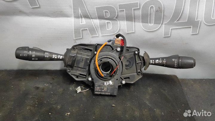 Подрулевой переключатель LADA Vesta