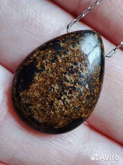 Кулон Бронзит на цепочке