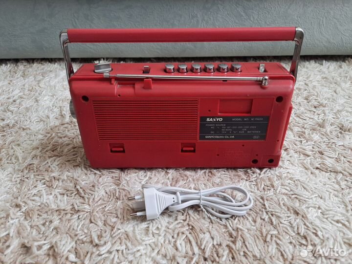 Кассетный магнитофон Sanyo Япония