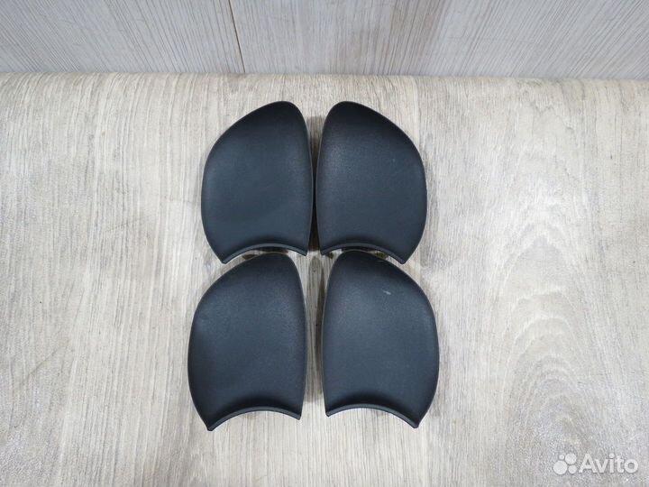 Накладка ручки внутренней Toyota Corolla 150