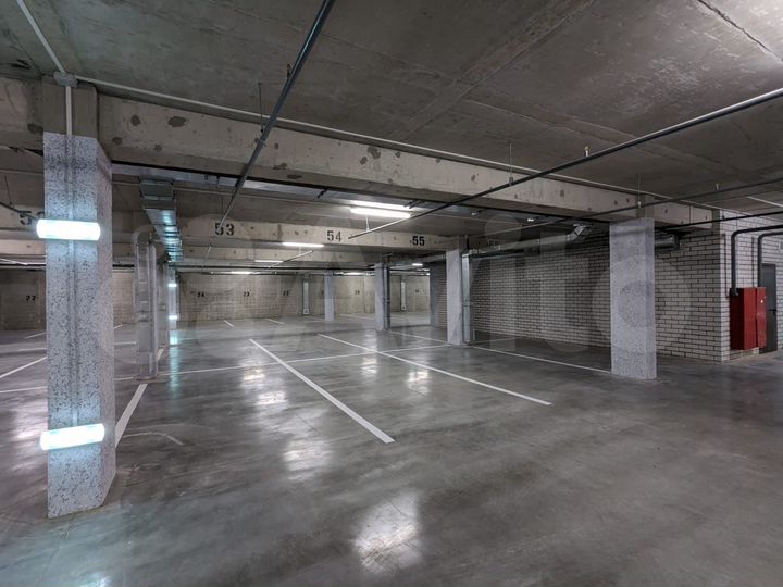 Машиноместо, 14 м²