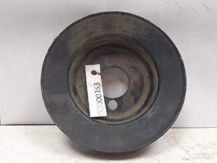 Шкив водяного насоса (помпы) Volkswagen Passat