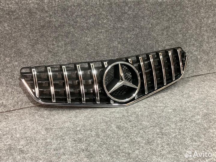 Решетка радиатора для Мерседес W 207 До рестайлинг