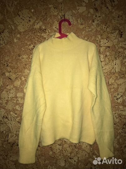 Свитеры женские