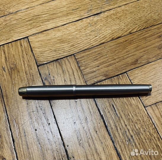 Перьевая ручка parker