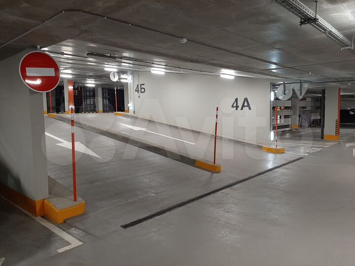 Машиноместо, 14 м²