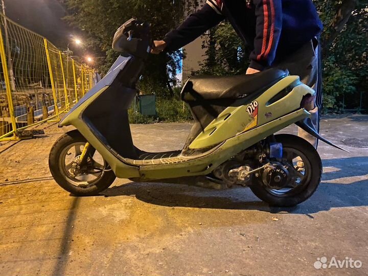 Скутер Дио 27