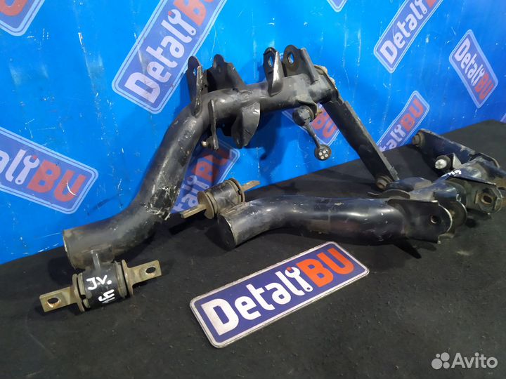 Рычаг задний Honda Element 2003-2011