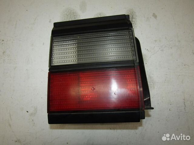Фонарь задний внутренний левый Passat B3 1988-1993