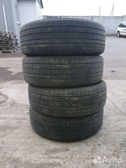 Yokohama BluEarth RV-02 225/65 R17 106V