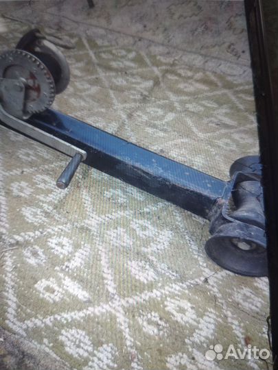 Лебёдка лодочная якорная