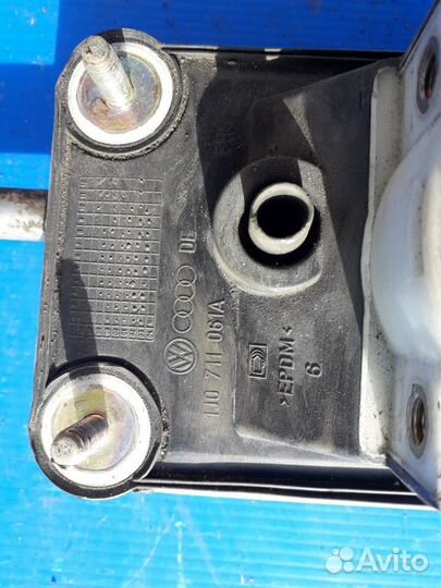 Кулиса кпп Skoda Octavia (A4 1U) 1997-2011