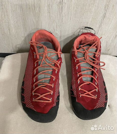 Треккинговые кроссовки La Sportiva TX2