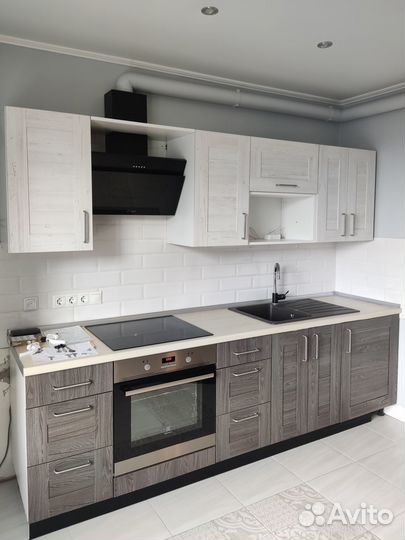 Продам кухонный гарнитур бу