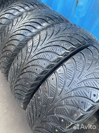 Goodyear UltraGrip Extreme 195/65 R15