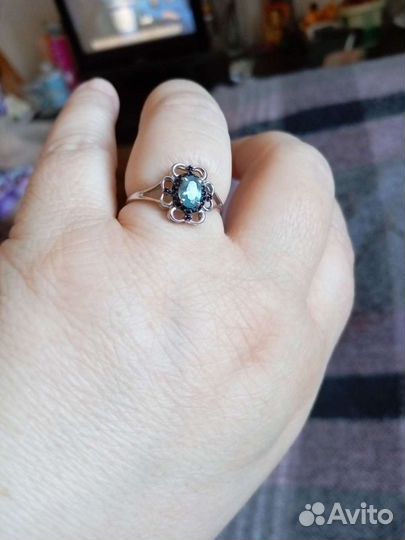 Серебряное кольцо