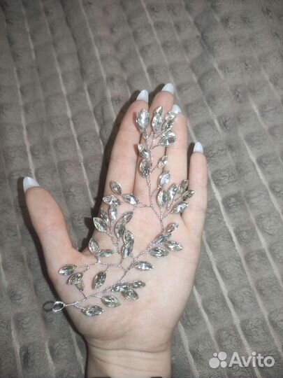 Веточка для волос