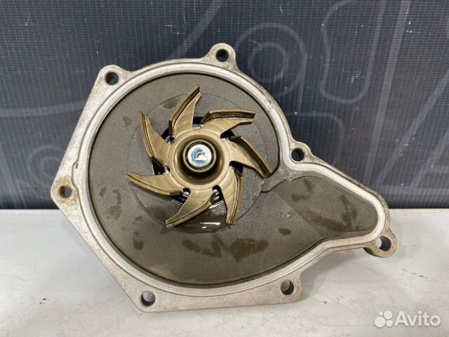 Помпа Audi A6 C6 BDW 2004