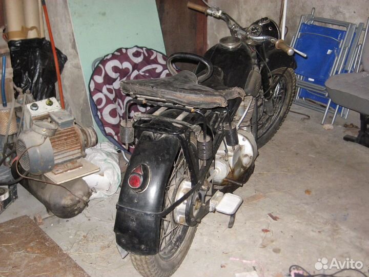 Продаю мотоцикл BMW 1951 года