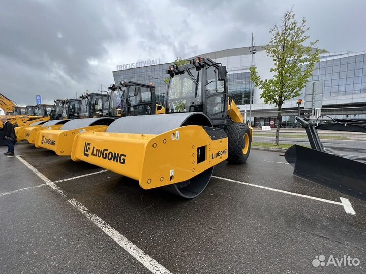 Каток грунтовый LiuGong CLG 6614E