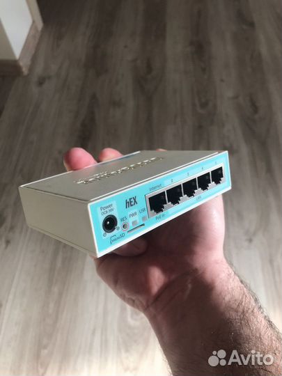 Продам Mikrotik rb750gr3 и hap ac lite tower