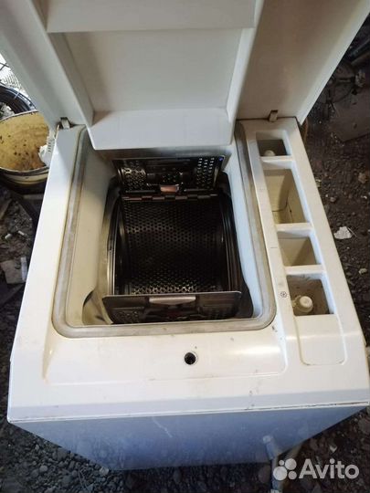 Стиральная машина с вертикальной загрузкой