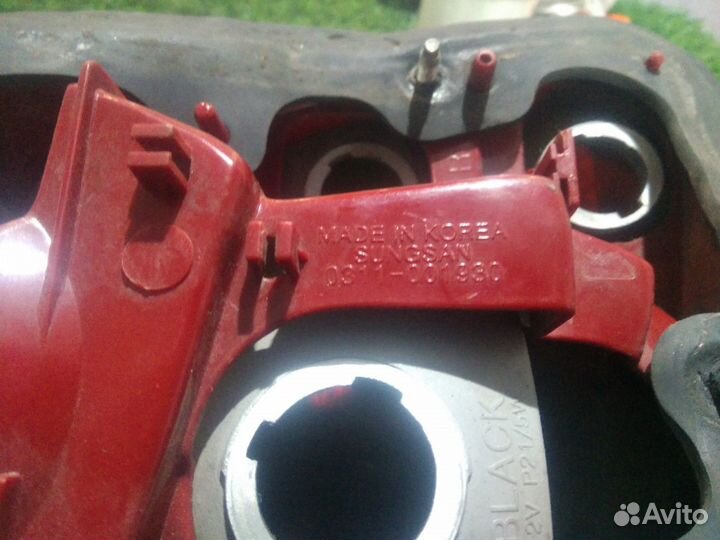 Задняя првая фара