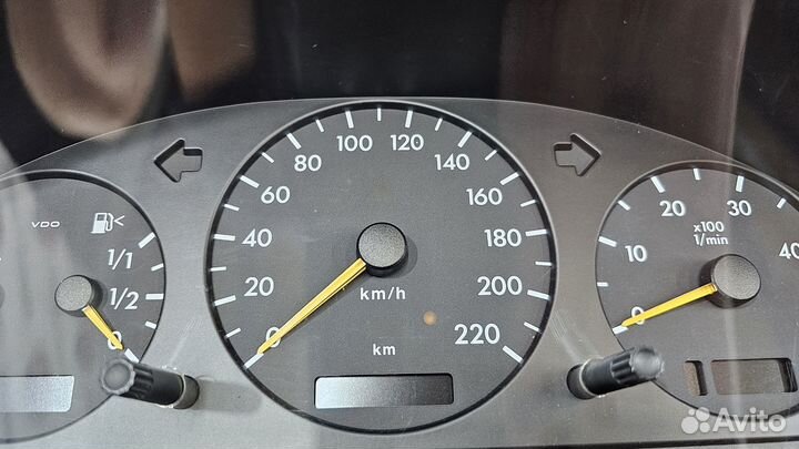 Панель приборов Mercedes-Benz M-Class, W163