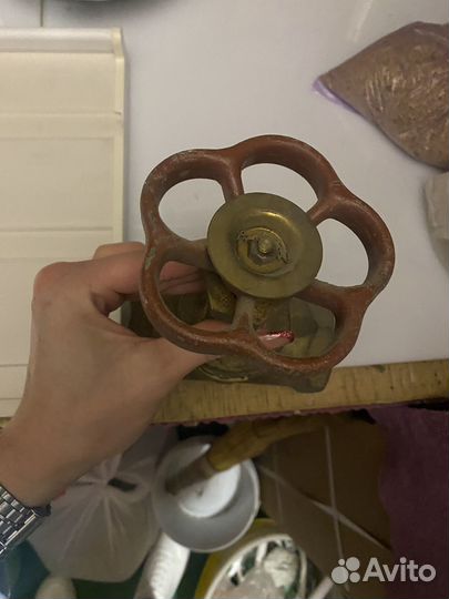 Вентиль запорный