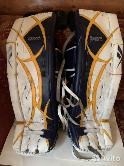 Щитки вратарские хоккейные,взрослые