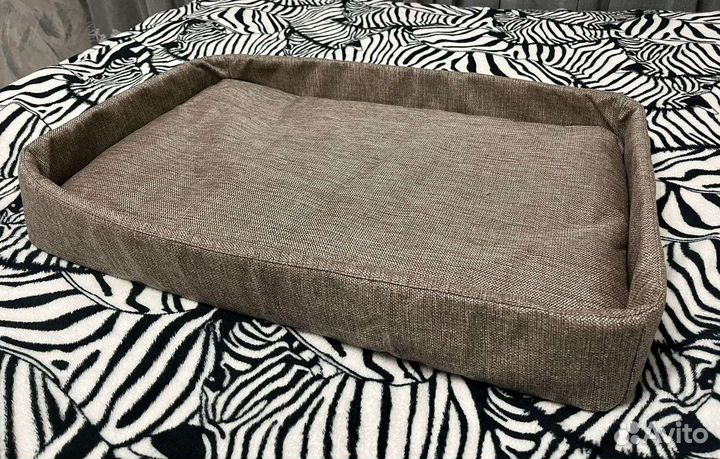 Лежанка для кошек/собак 45*65