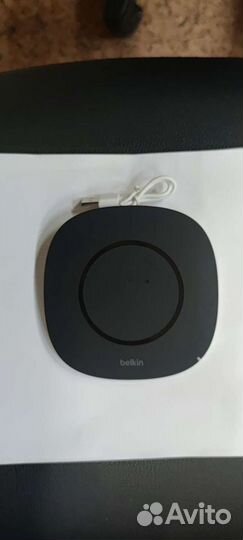 Беспроводное зарядное устройство Belkin boost UP Q