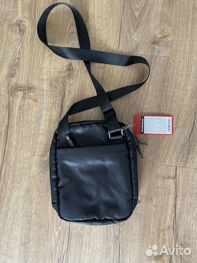 Сумка мужская на длинном ремешке 27*22*6 см