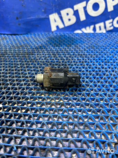 Датчик детонации Renault Clio седан K4JA712 2001