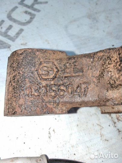 Кулак передний левый Opel Astra H