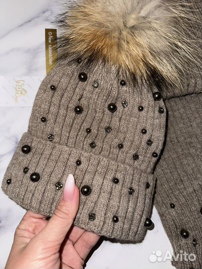 Новый комплект для девочки на голову 52-54 см