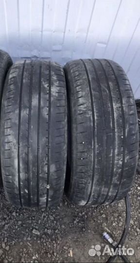 Goodyear EfficientGrip 215/55 R16