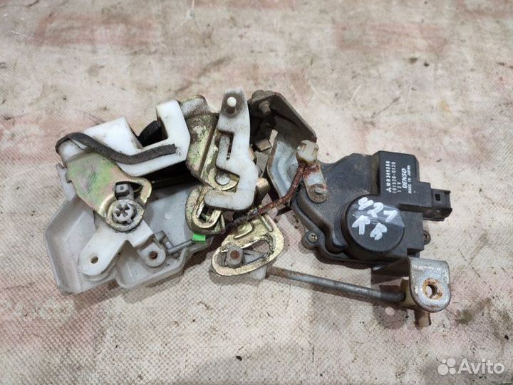 Замок двери задний правый Mitsubishi Pajero Pinin