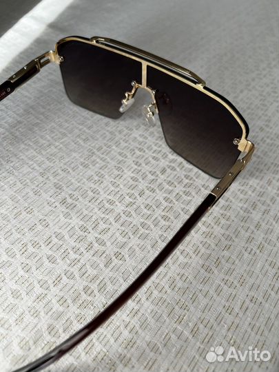 Солнцезащитные очки унисекс