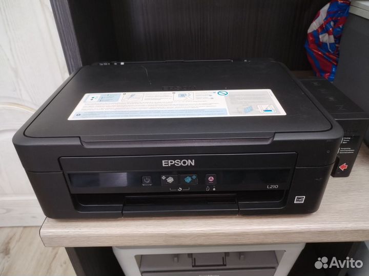Цветной струйный принтер epson