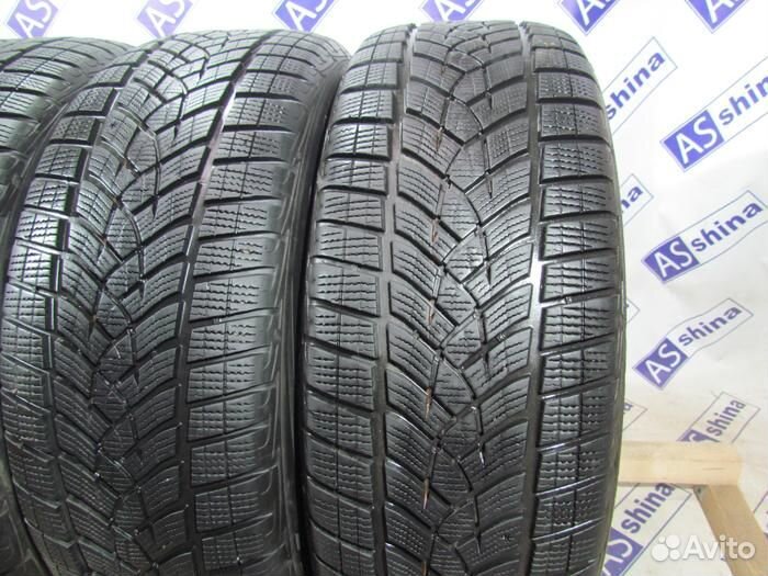 Goodyear UltraGrip Ice SUV Gen-1 235/55 R19 99U